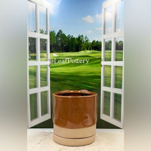 Pirulo Dog Brown/ Beige Ceramic Planter Pot with Saucer Attached - Picture 6 of 11